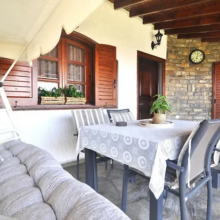 Palm Nest With Private Pool In Chalkidiki Holiday home