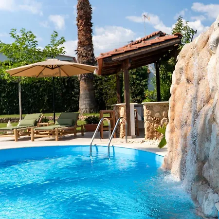 Palm Nest With Private Pool In Chalkidiki *