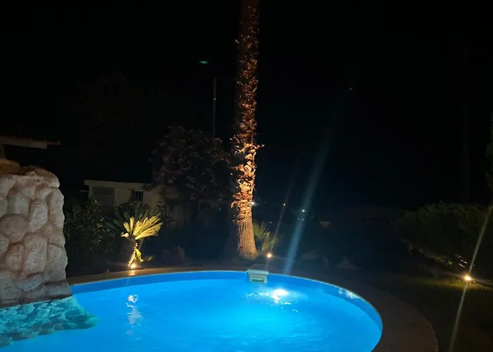 Palm Nest With Private Pool In Chalkidiki *