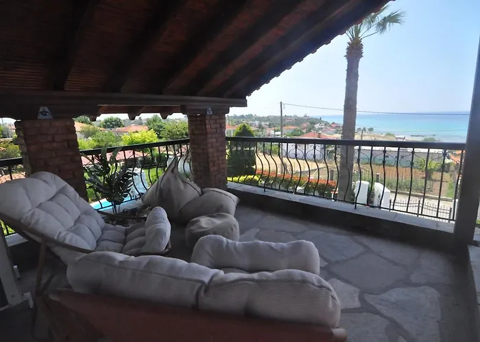 Palm Nest With Private Pool In Chalkidiki Prázdninový dům Vergia