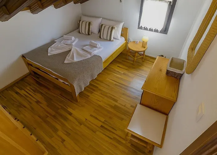Palm Nest With Private Pool In Chalkidiki