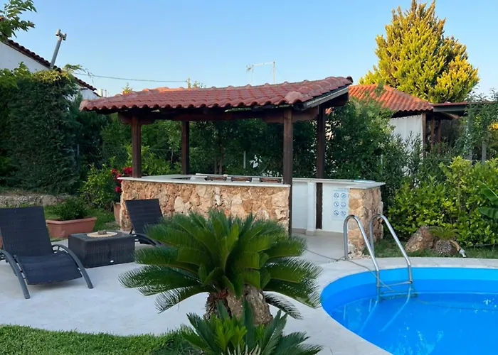 Palm Nest With Private Pool In Chalkidiki Vergia